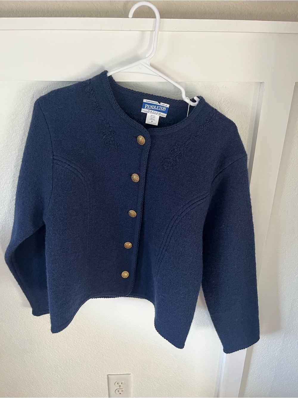 Pendleton Women's Medium Wool Button-down Cardigan Sweater